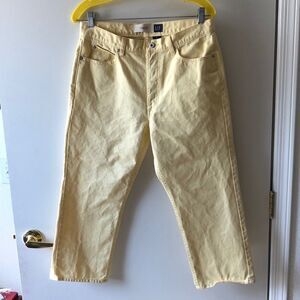 GAP Capri size 10 yellow gently used